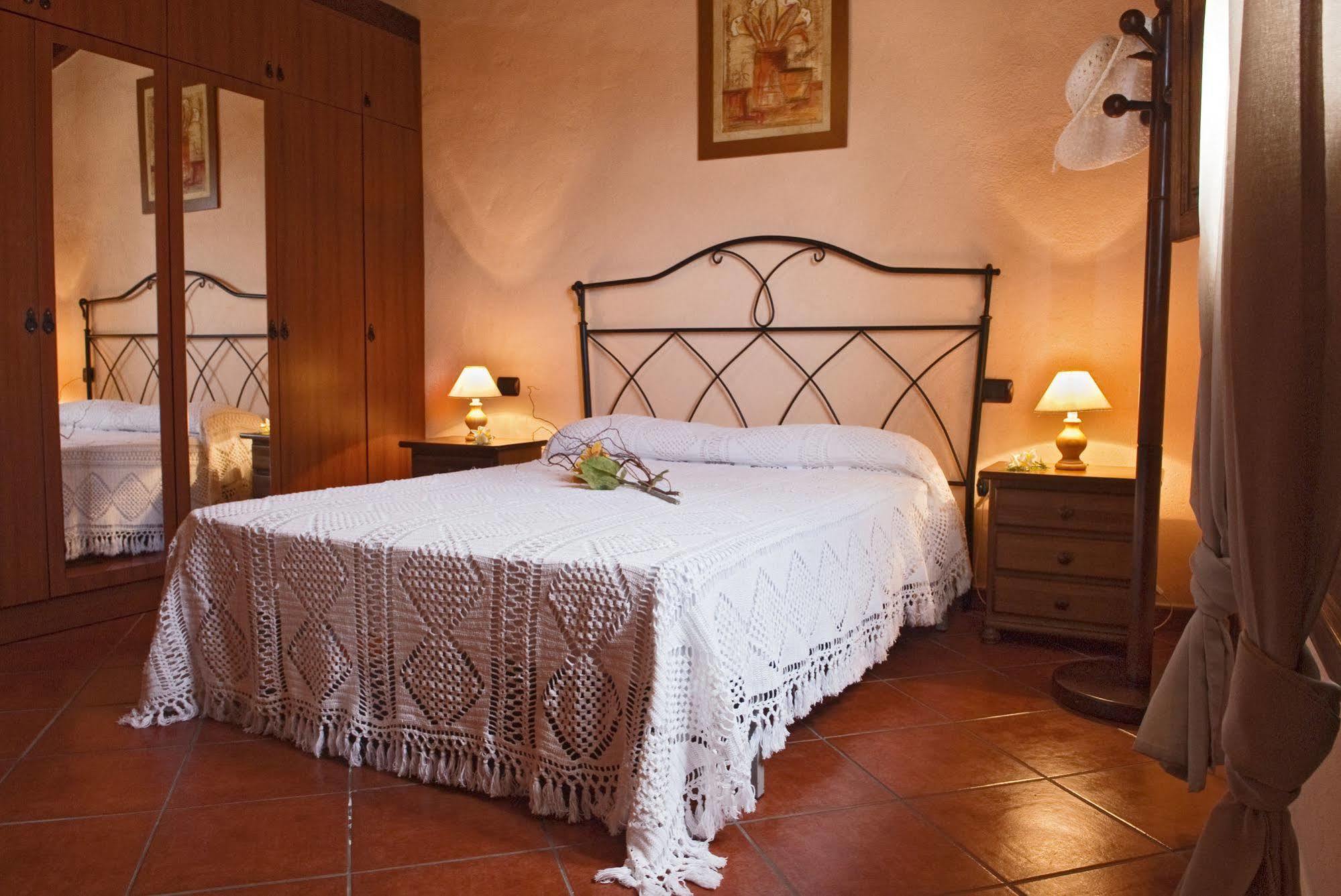 Casa Rural La Furnia อิคอดเดลอสวินอส ภายนอก รูปภาพ